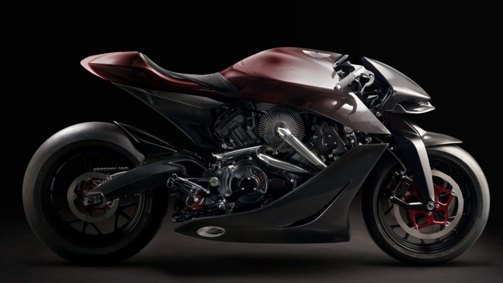 moto Aston Martin