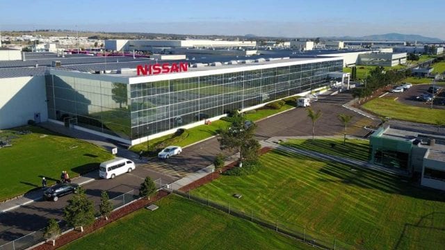  Nissan México detendrá producción en 2 plantas por escasez de chips