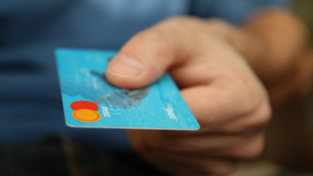 “Deudas por tarjetas, el gran problema que viene”, señala la fintech yotepresto.com
