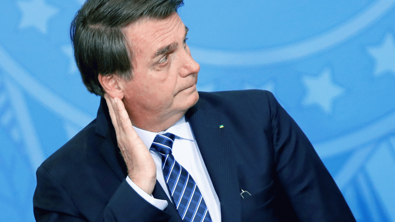 Bolsonaro combate Covid-19 con medicamento cuestionado por la OMS
