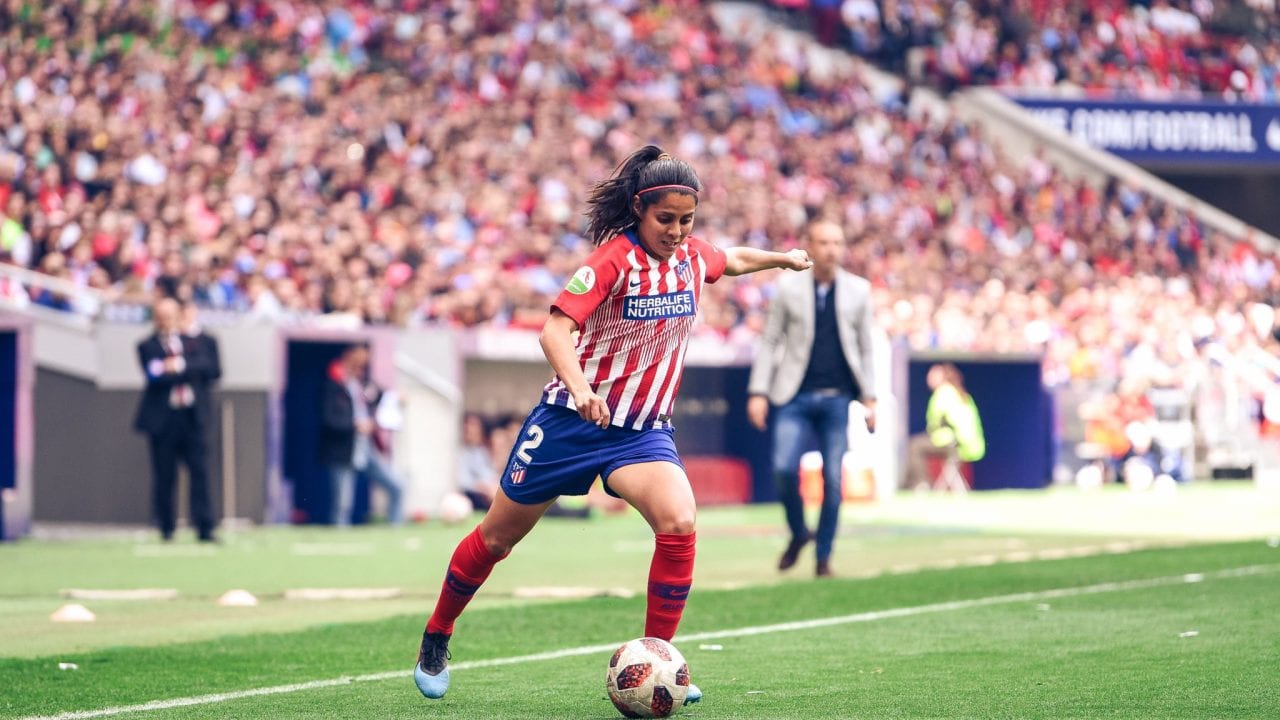 Kenti Robles, la primer mexicana en jugar para el Real Madrid