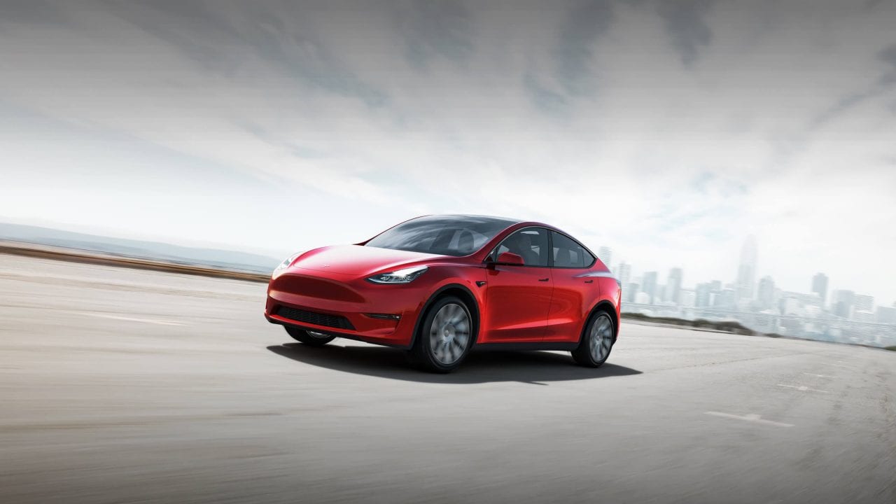 Tesla agrega ‘modo de defensa ante armas biológicas’ en toda su línea de autos