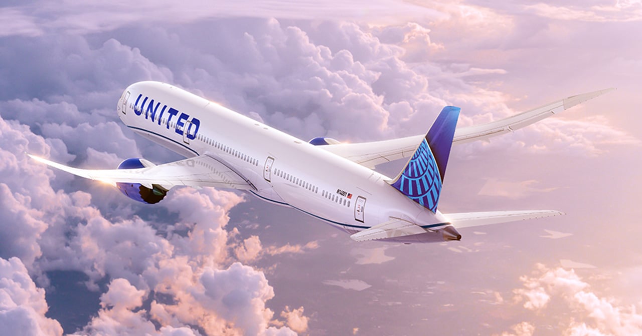 United Airlines evalúa usar información de pasajeros para mostrar anuncios personalizados