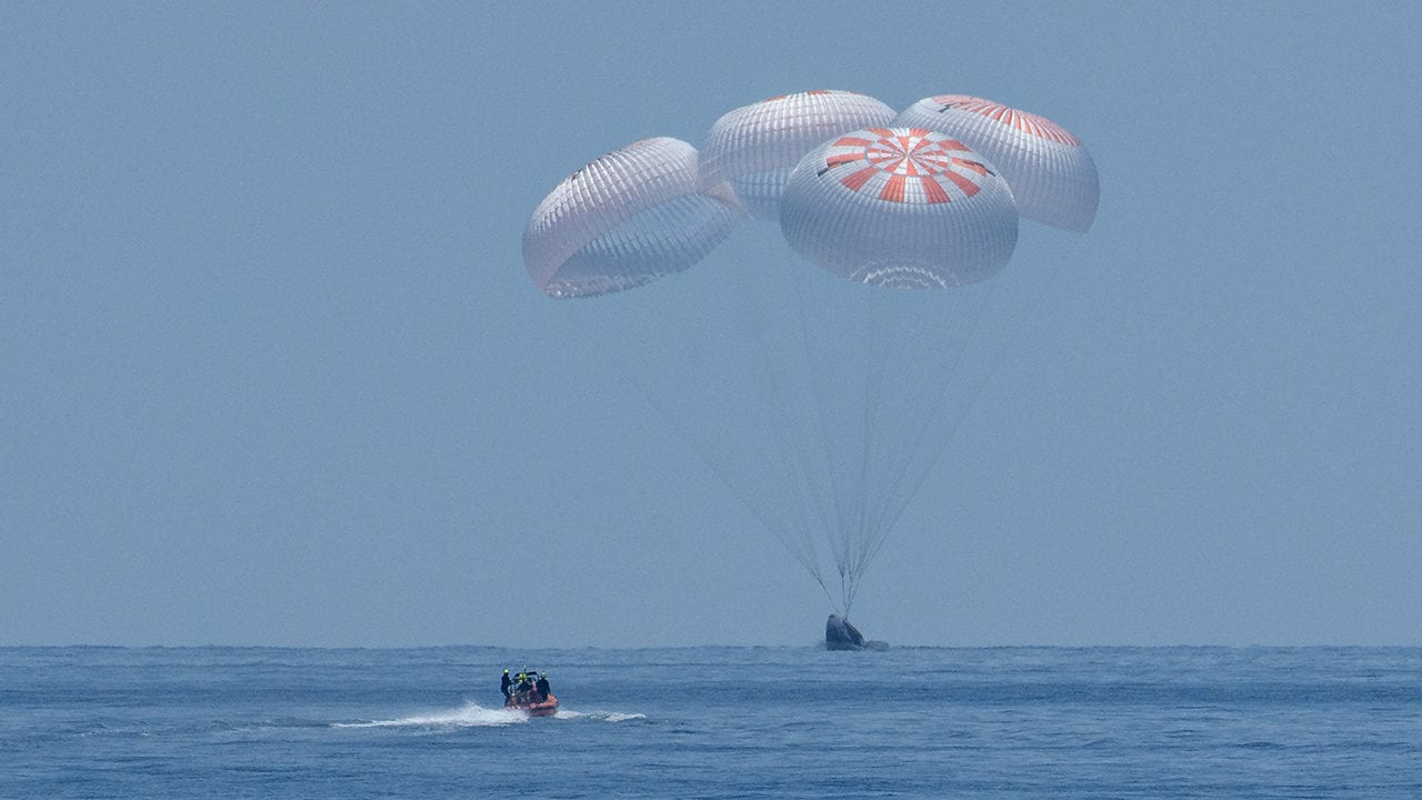 Fotogalería: Así fue el exitoso retorno de la cápsula SpaceX a la Tierra