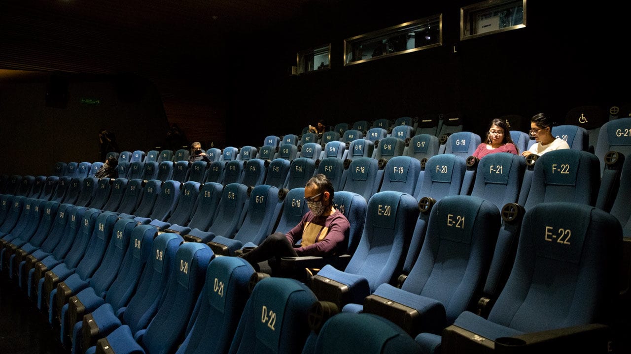 Por Covid-19, el aforo en los cines caerá 50%, calcula la Canacine