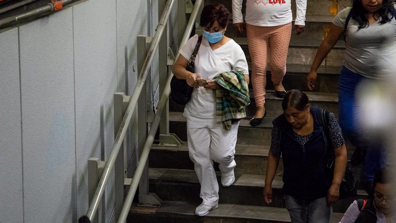 CDMX seguirá en semáforo naranja sin más reaperturas; hospitalización no cede