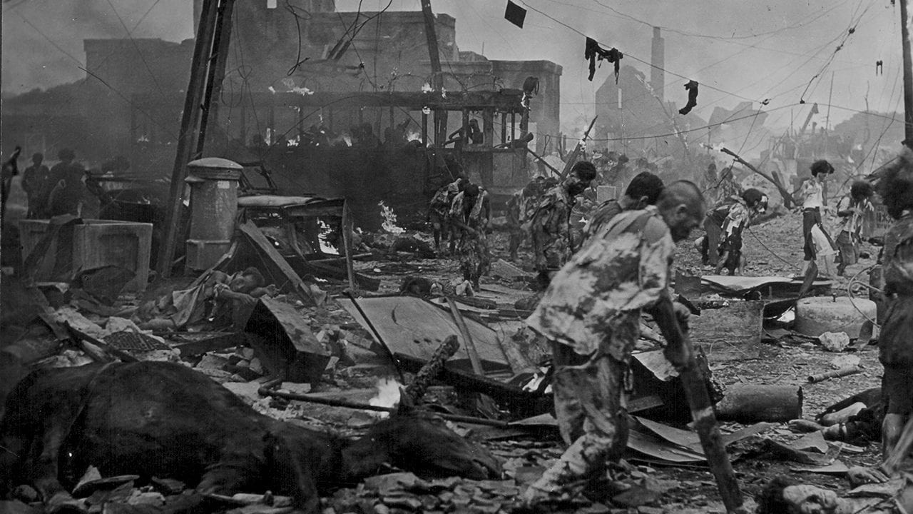 Libro de vuelo del bombardeo de Hiroshima y manuscrito de Mozart, a subasta