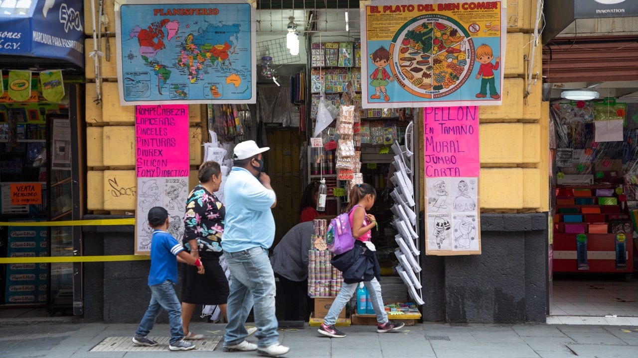 Fotogalería: nuevo ciclo escolar a distancia afecta a papelerías;  ventas caídas del 70%