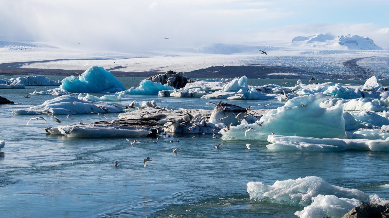 El deshielo de los glaciares intensifica la pérdida de agua dulce