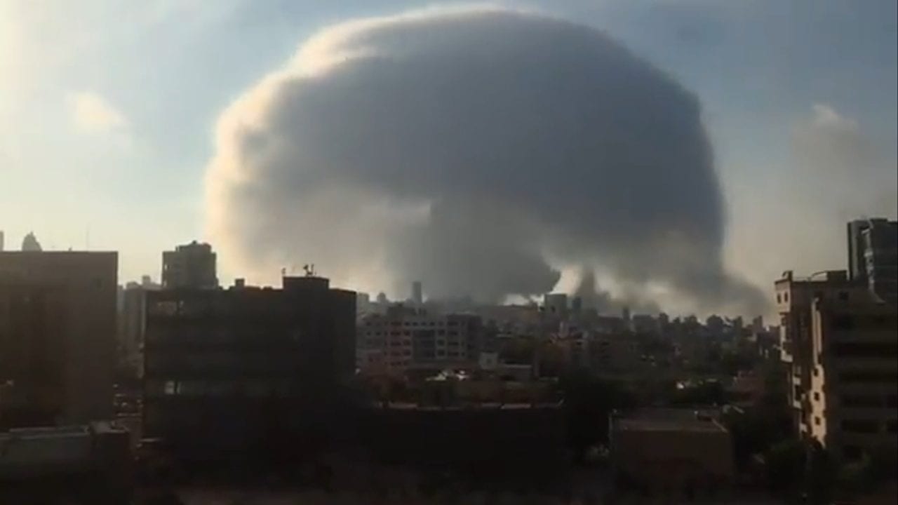 ‘Hongo’ formado por explosión en Beirut recuerda a Hiroshima