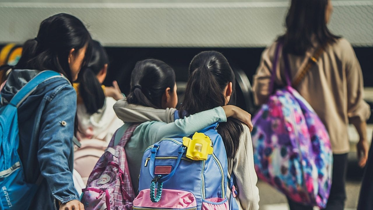 ¿Nuestros niños y niñas deberían regresar a clases?