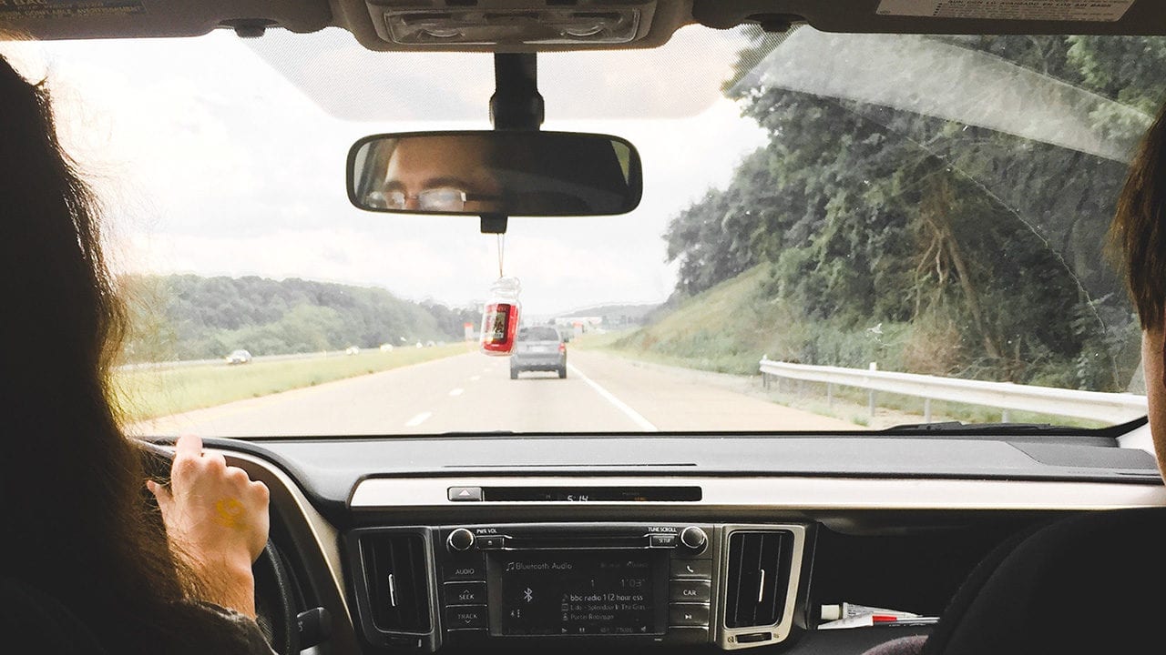 ¿Contratarás o renovarás seguro de auto? Checa las aseguradoras con más quejas
