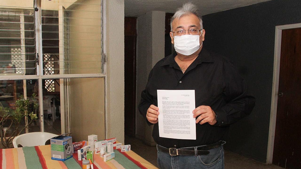 Mexicano supera el Covid-19 y crea guía para sobrellevarlo