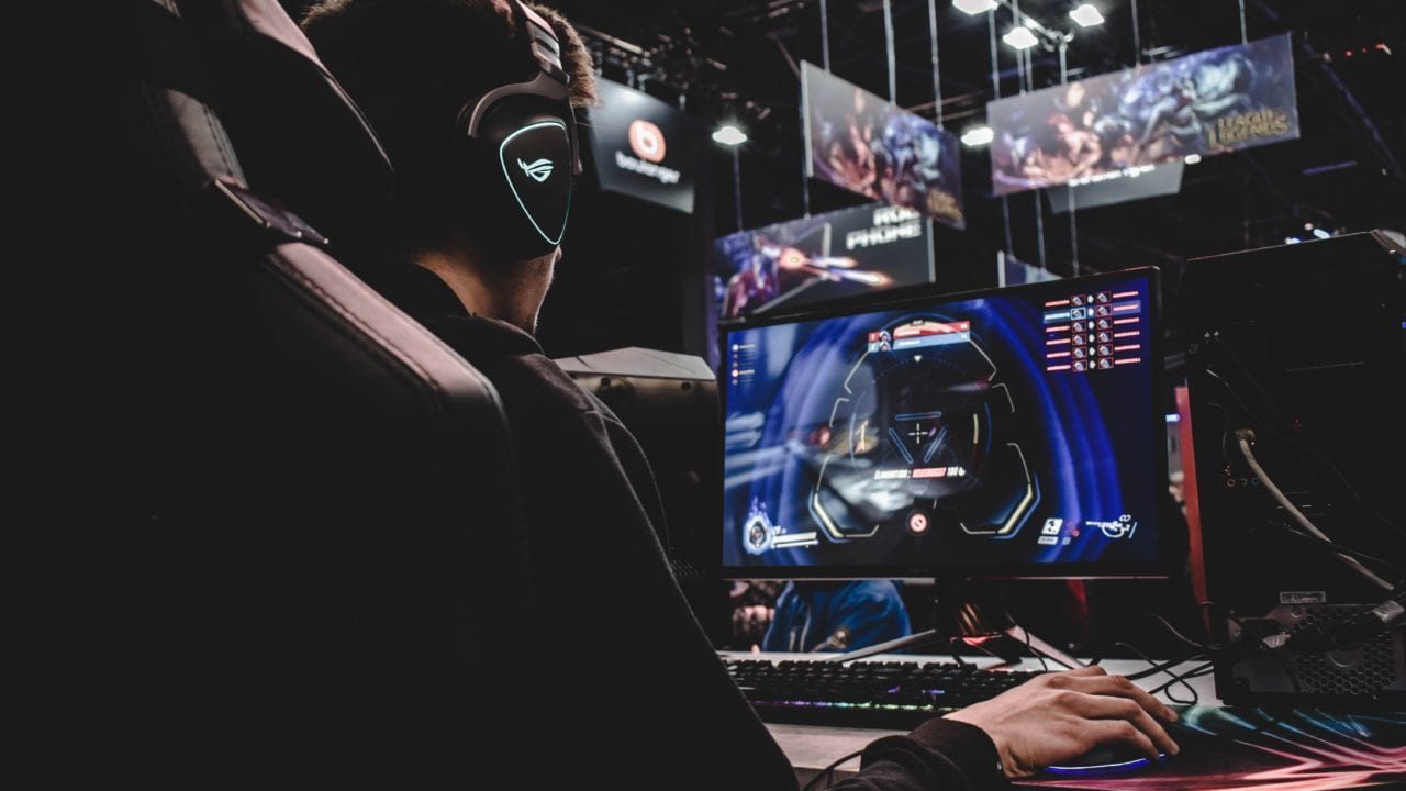 Videojuegos: del auge de los formatos digitales a la persistencia de los físicos