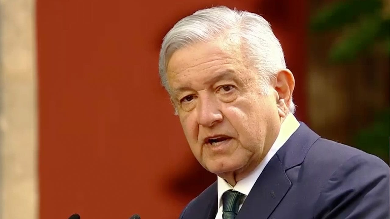 No nos interesan los negocios privados, responde AMLO a Iberdrola