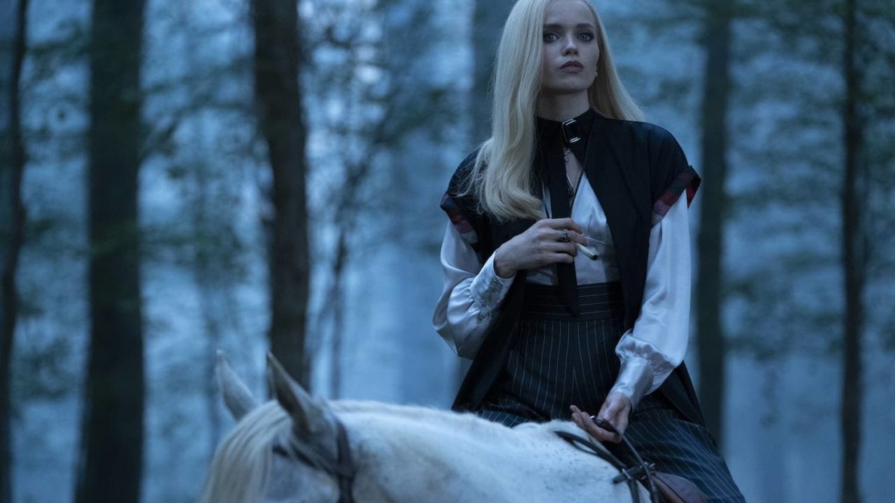Entrevista: Abbey Lee, la poderosa hechicera de ‘Lovecraft country’