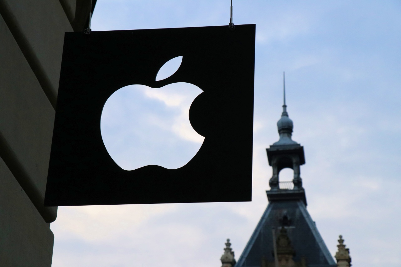 Apple supera las estimaciones de ventas con alzas de iPhone y servicios