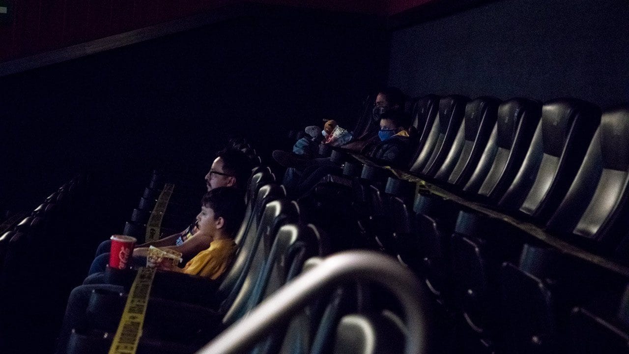Por Covid-19, la cadena de cines AMC podría quedarse sin liquidez a fin de año