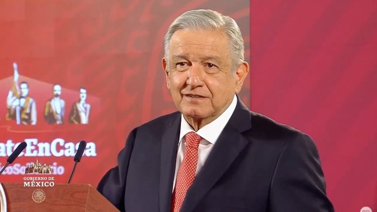Por austeridad y gastar menos, desaparecen las subsecretarías: AMLO
