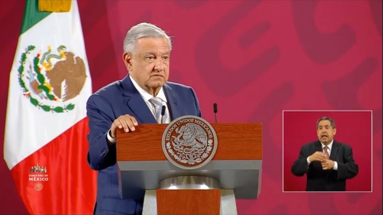 ‘No se vayan a hoteles’, pide AMLO a líderes de FRENAAA tras plantón