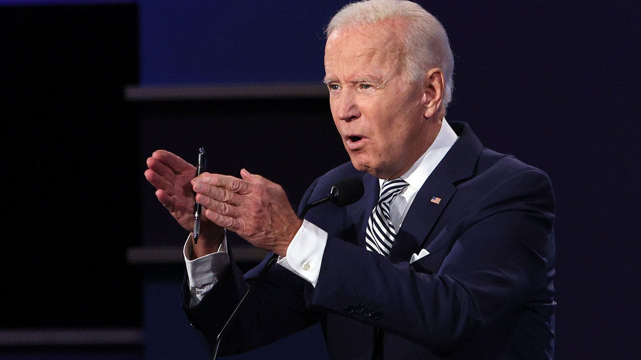 Biden llama a usar cubrebocas para disminuir contagios y muertes por Covid-19