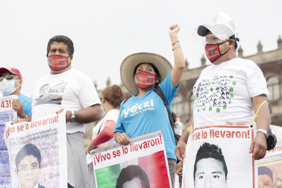 AMLO se reunirá con las familias de Ayotzinapa el 3 de junio