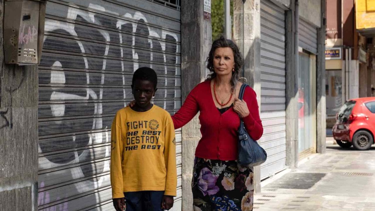 La película de Sophia Loren para Netflix nos muestra sus primeras imágenes