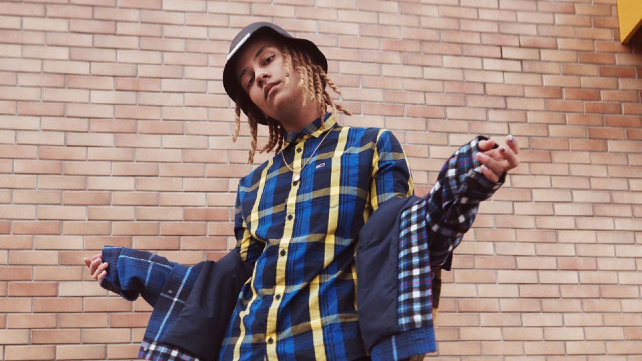 Tommy Jeans lanza su colección sustentable otoño 2020