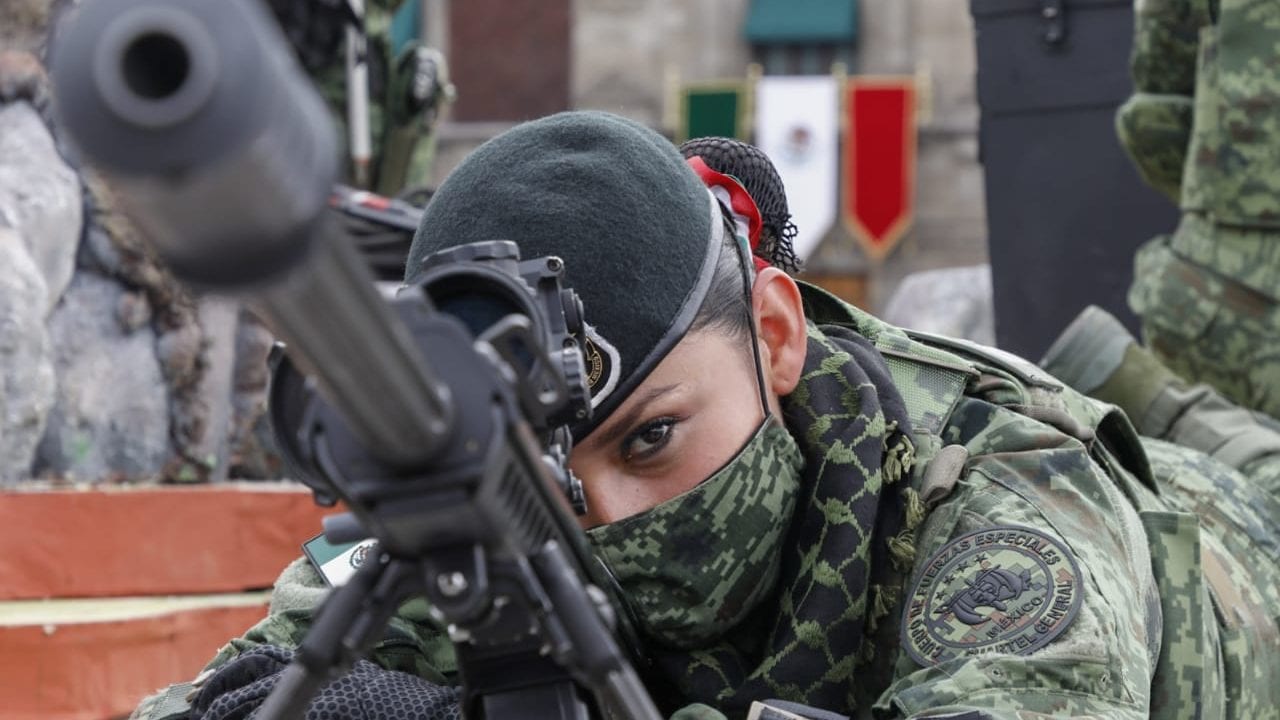 Morena retira iniciativa que busca obligar a mujeres a realizar el servicio militar