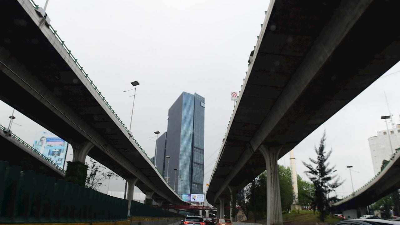 Acusan a Aleatica de operar ilegalmente el Viaducto Bicentenario