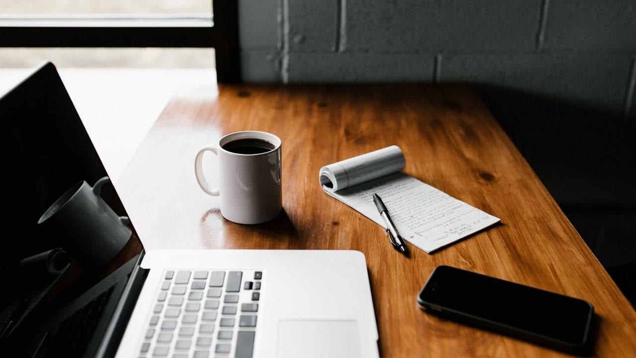 Teletrabajo en personas con pérdida de audición, de la ciencia ficción a la realidad