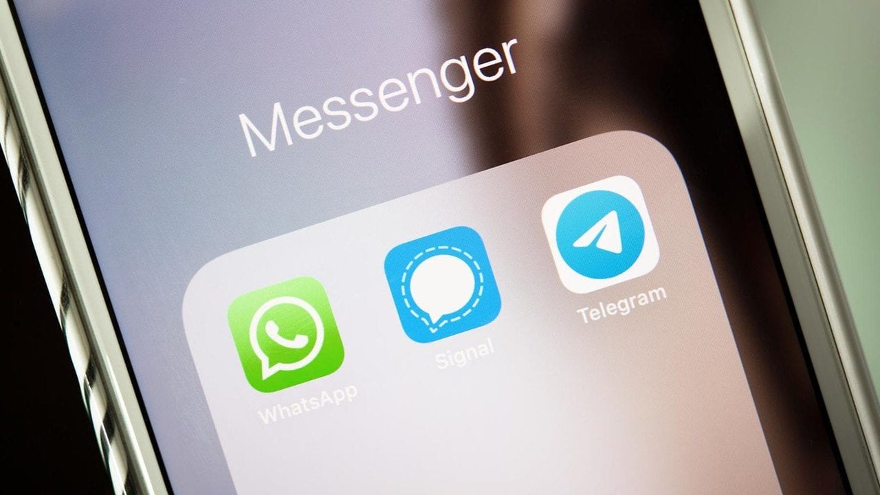 WhatsApp y apps de mensajería deben pagar impuestos como telecom: España