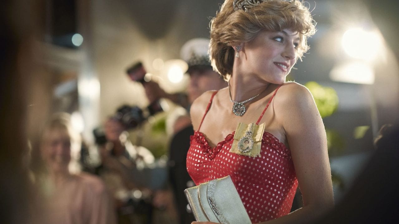 Emma Corrin trae de vuelta a la princesa Diana en trailer de ‘The Crown’