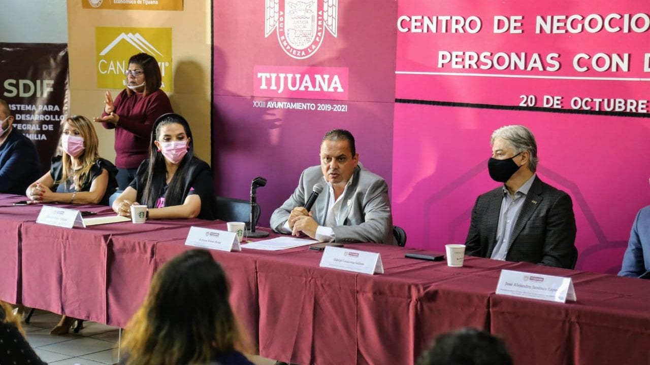 Crean en Tijuana un centro para asesorar a personas con discapacidad
