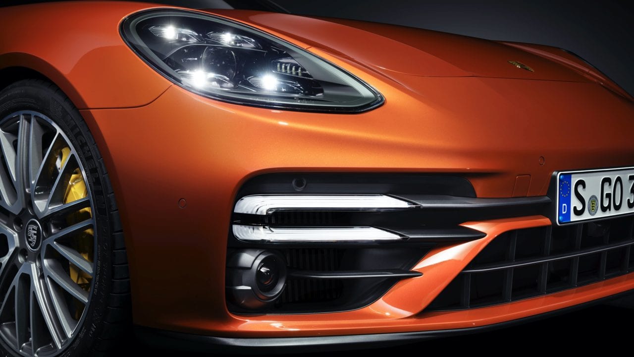 Porsche presenta nuevos modelos del Panamera, tres bestias híbridas