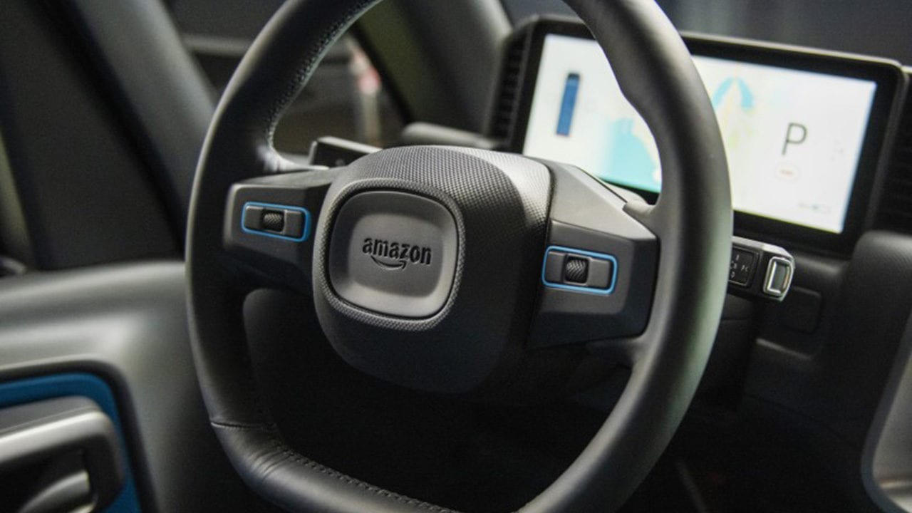 Amazon presenta su primer vehículo eléctrico de reparto, hecho por Rivian