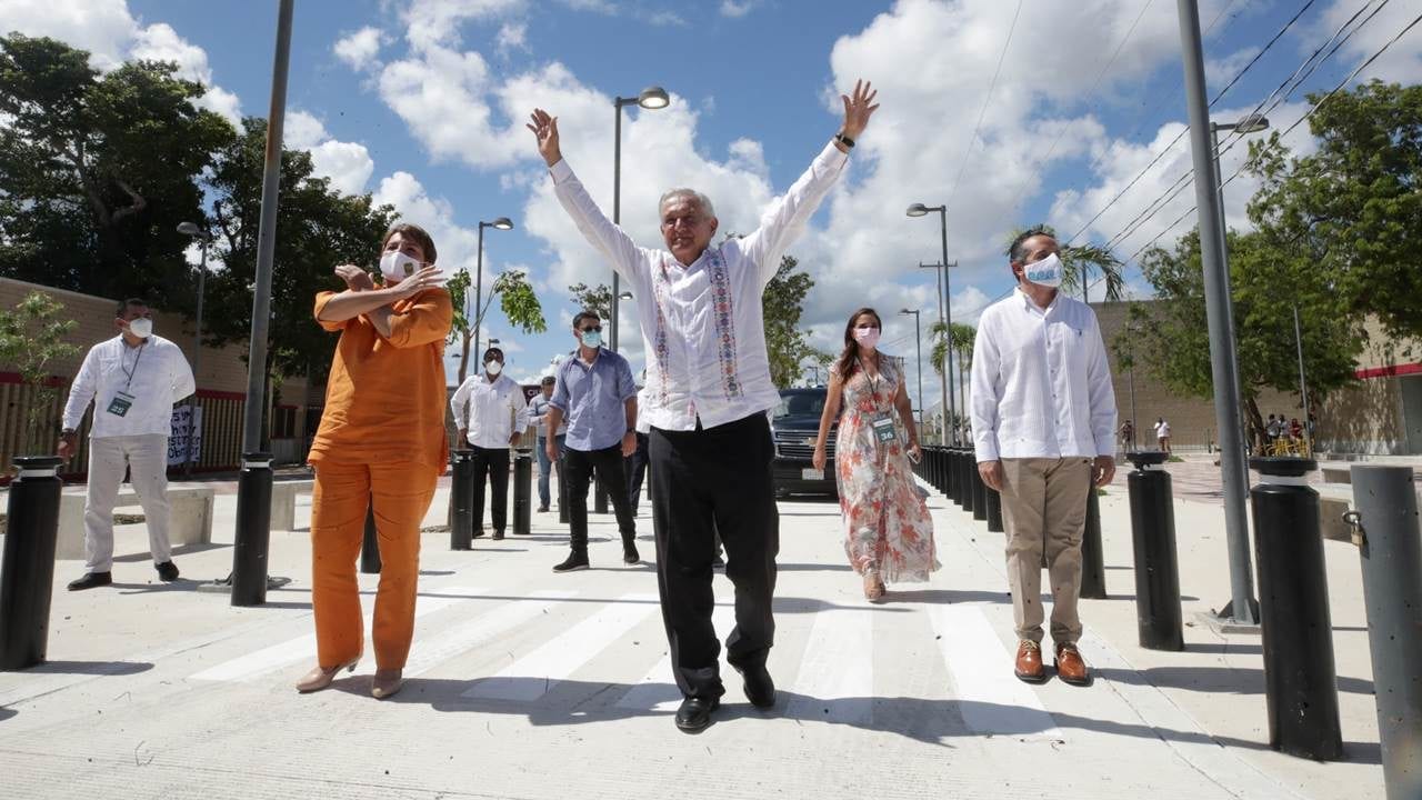 Selección Forbes 2020 | Programas sociales y megaproyectos, las prioridades de AMLO