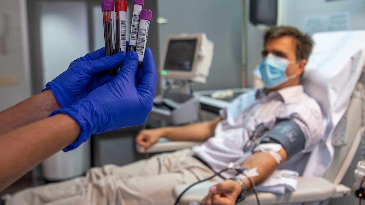 Cóctel de anticuerpos de Regeneron es exitoso como ‘vacuna pasiva’: estudio