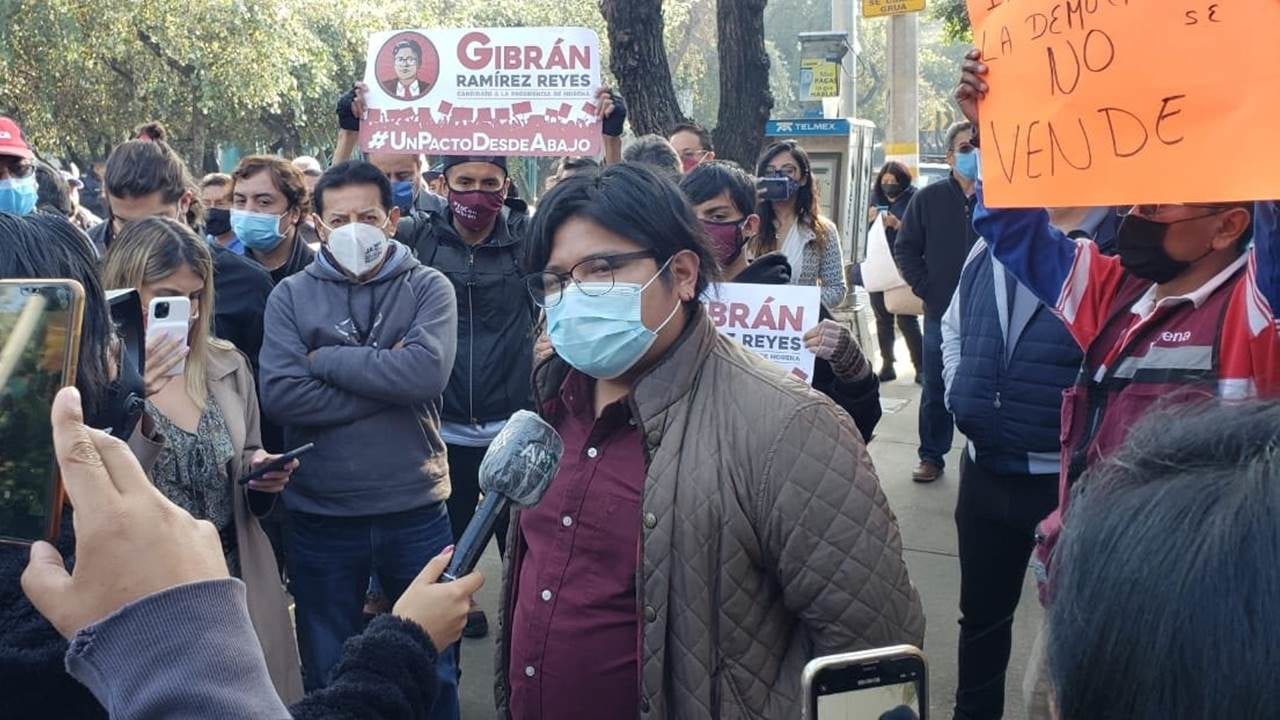 Morena, en proceso de degradación: Gibrán Ramírez
