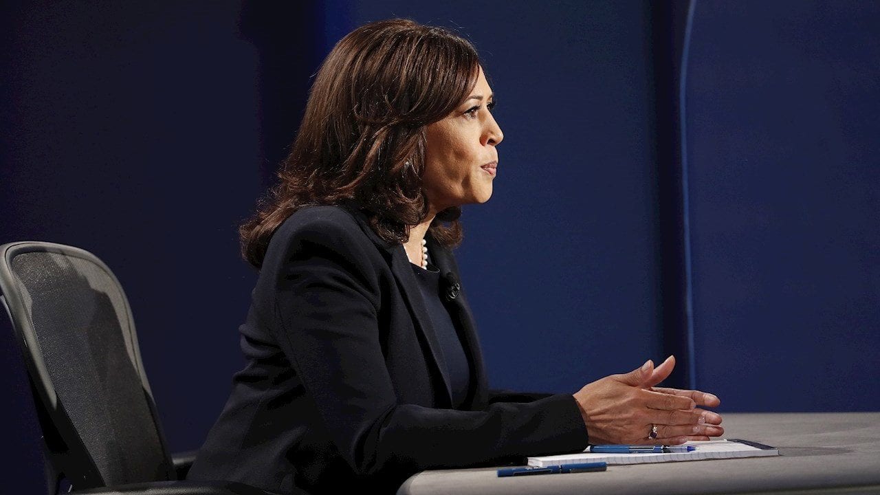 La elegante respuesta de Kamala Harris para evitar interrupciones de Pence