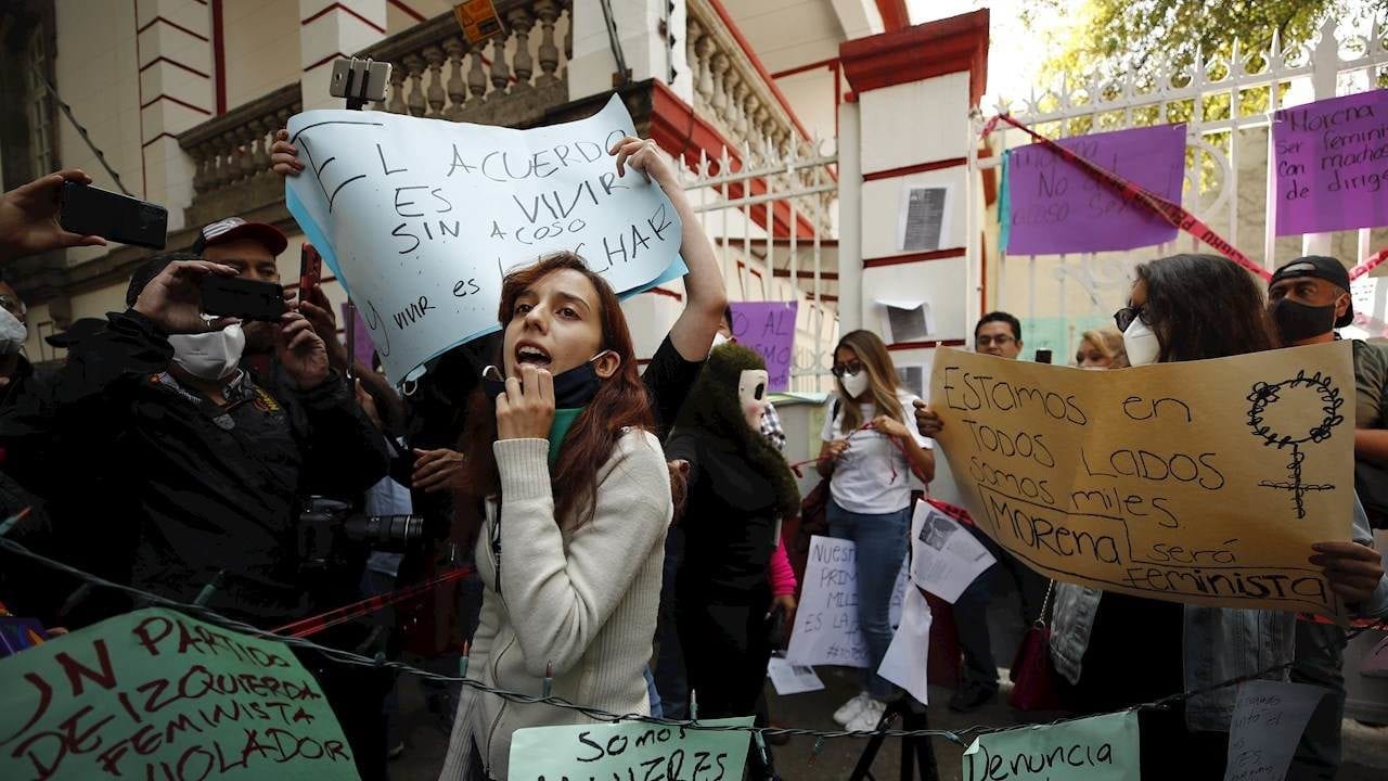Disputa por Morena escala entre denuncias sexuales contra Muñoz Ledo