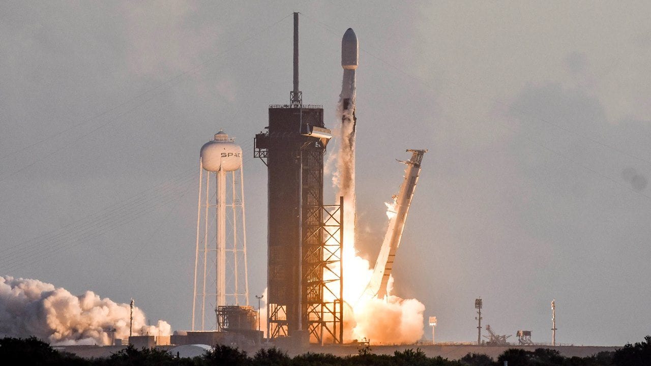 SpaceX de Elon Musk concreta los primeros lanzamientos del mundo de 2022