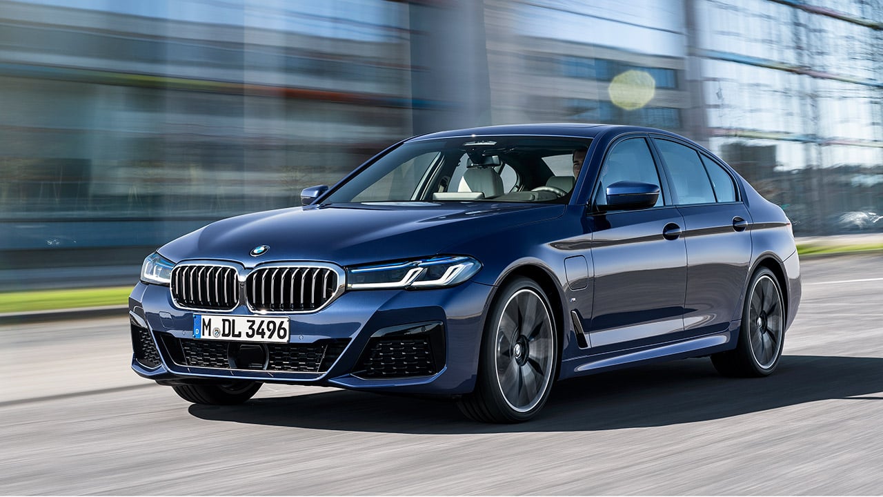 BMW Serie 5 Sedán, el vehículo insignia entre conducción y movilidad inteligente