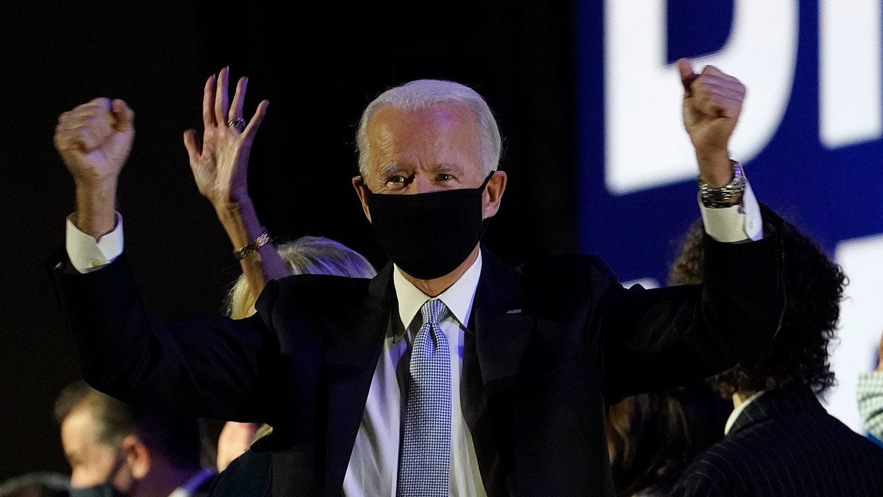 Biden descarta seguir disputa de Trump sobre normas de migración