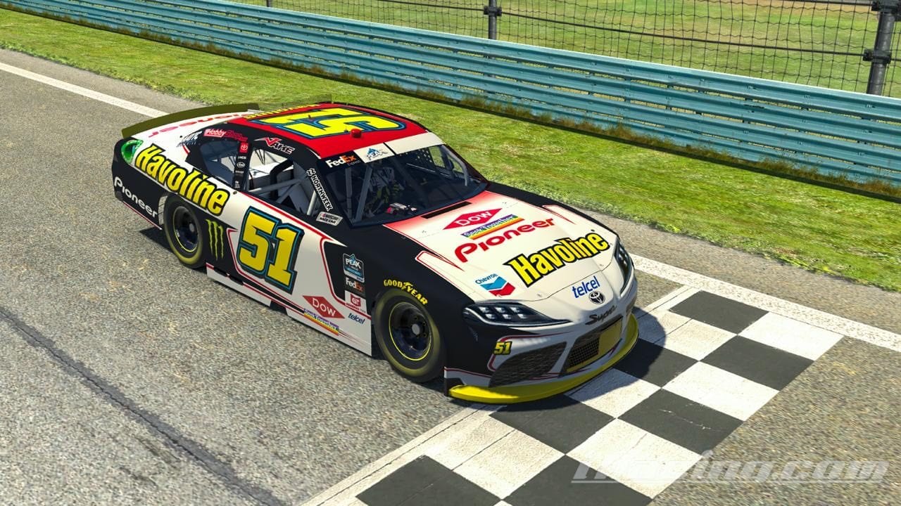 El carro de Jake Cosío en la NASCAR es un laboratorio viviente para Dow