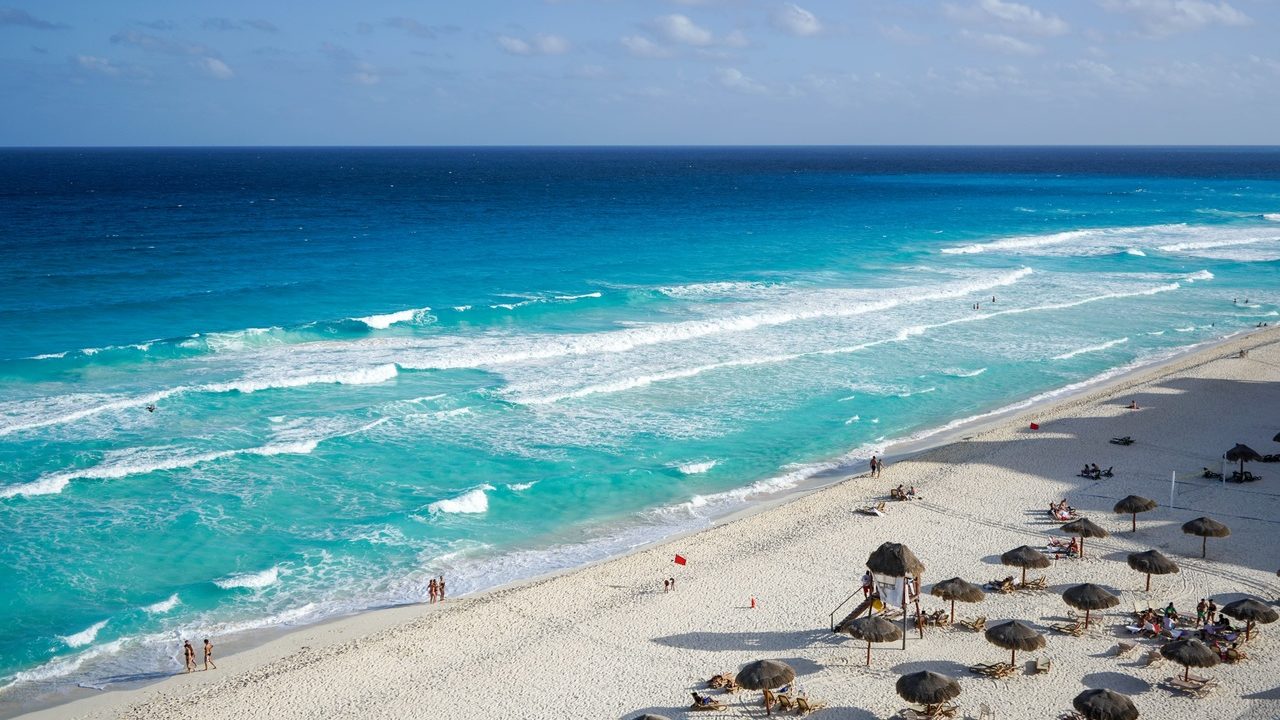 Playas nacionales y ciudades de EU, destinos tendencia para el fin de año