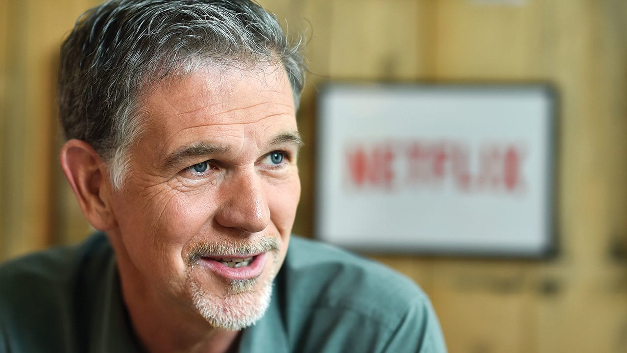 ¿Cómo le hizo el cofundador de Netflix para prosperar y cimbrar a Hollywood?