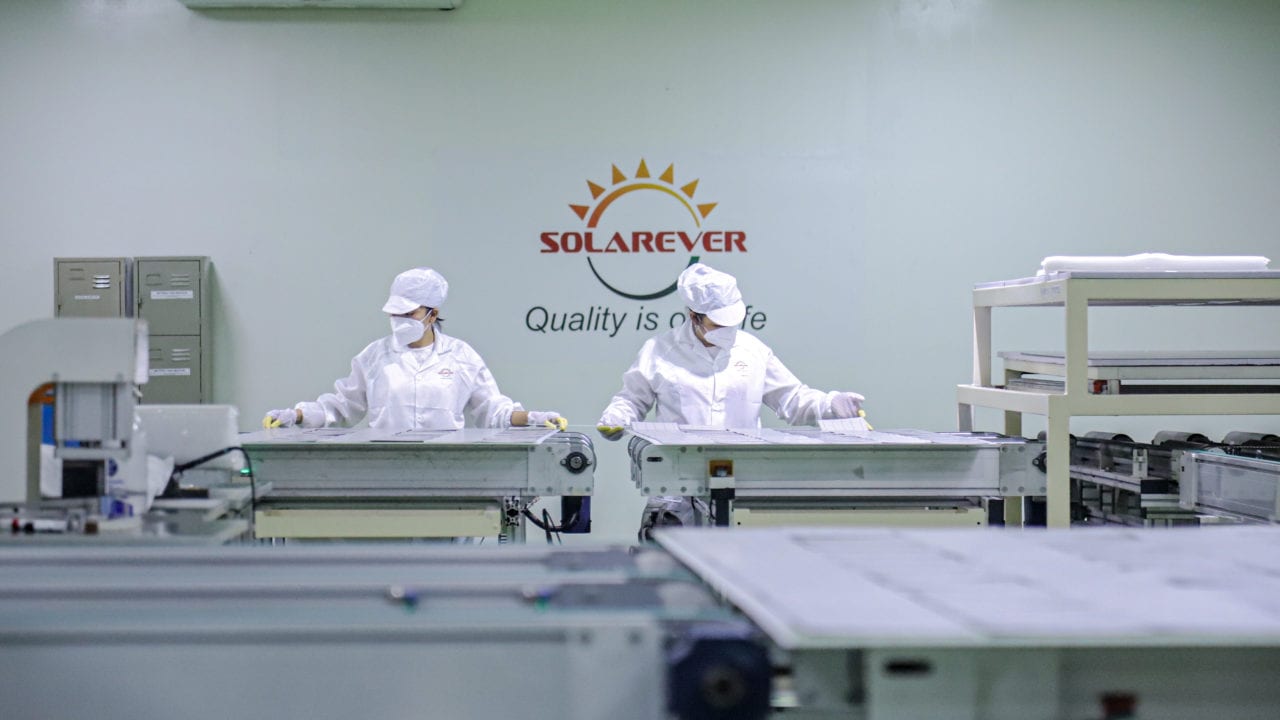 Solarever abre planta en Colima con 20 millones de dólares de capital chino