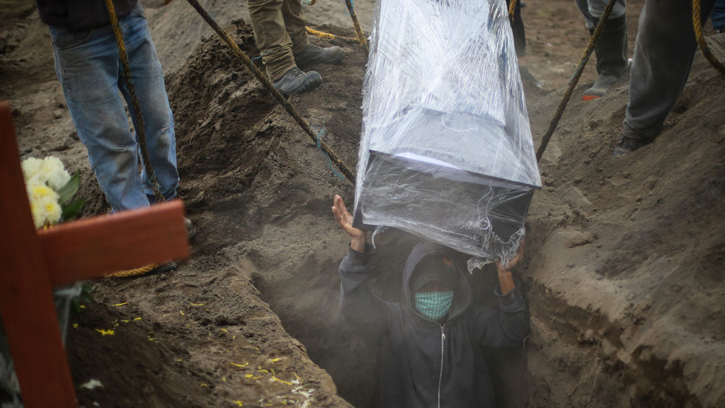 Burials At Valle de Chalco Cemetery Amid Coronavirus Pandemic