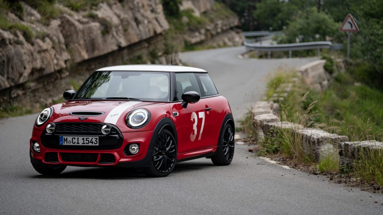 MINI Paddy Hopkirk Edition llega a México para celebrar un legado